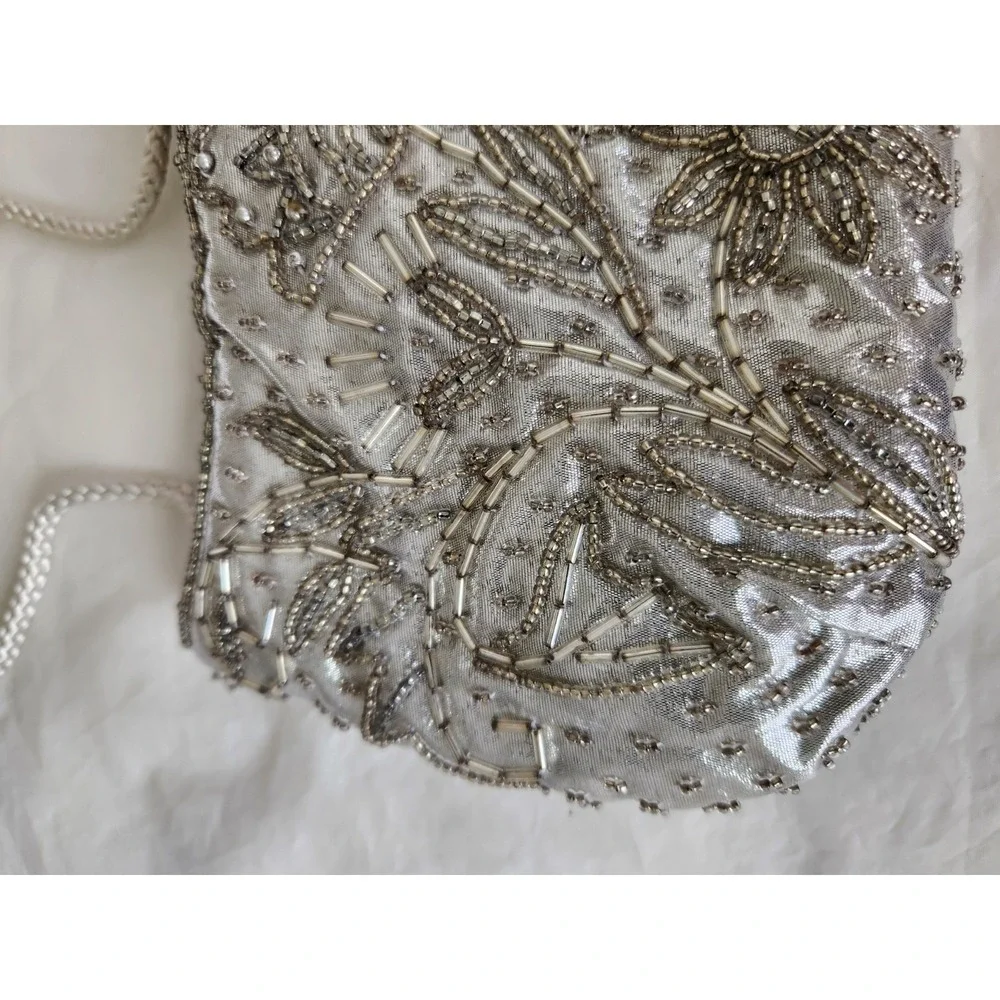Vintage Valerie Stevens Silver Hand-Beaded Evening Bag‎ Braided Strap 8